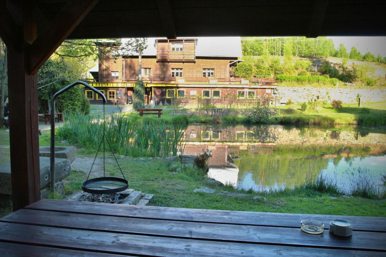 Hotel Hostinec U Certova Mlyna Libavske Udoli Exterior foto